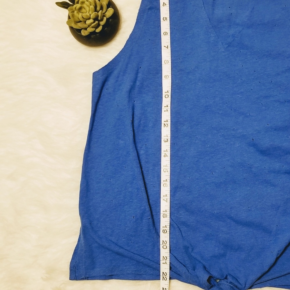 Abound Chocker Neck Distressed Tank Top - Picture 5 of 7